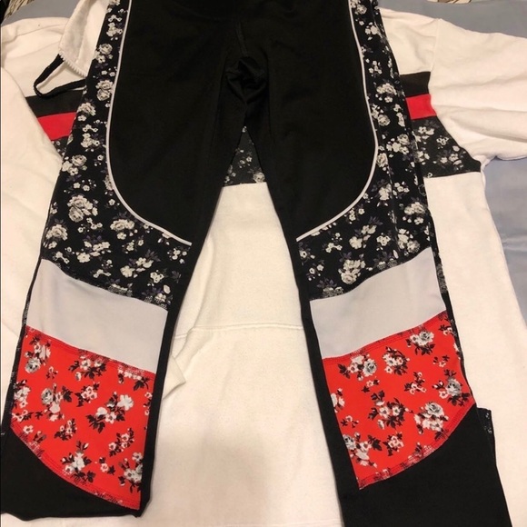 Pink Victoria’s Secret Set - Picture 8 of 9